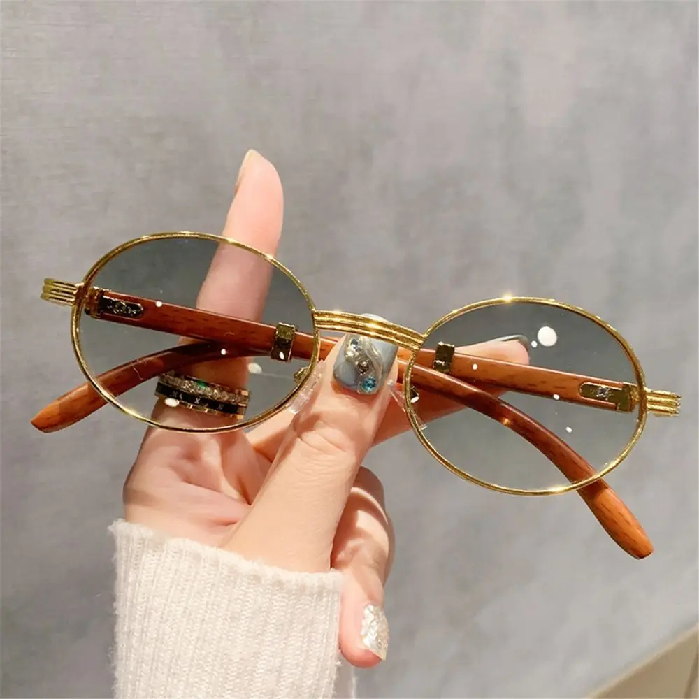 Vintage Outdoor Fashion - Modne okulary przeciwsłoneczne w małej oprawce,